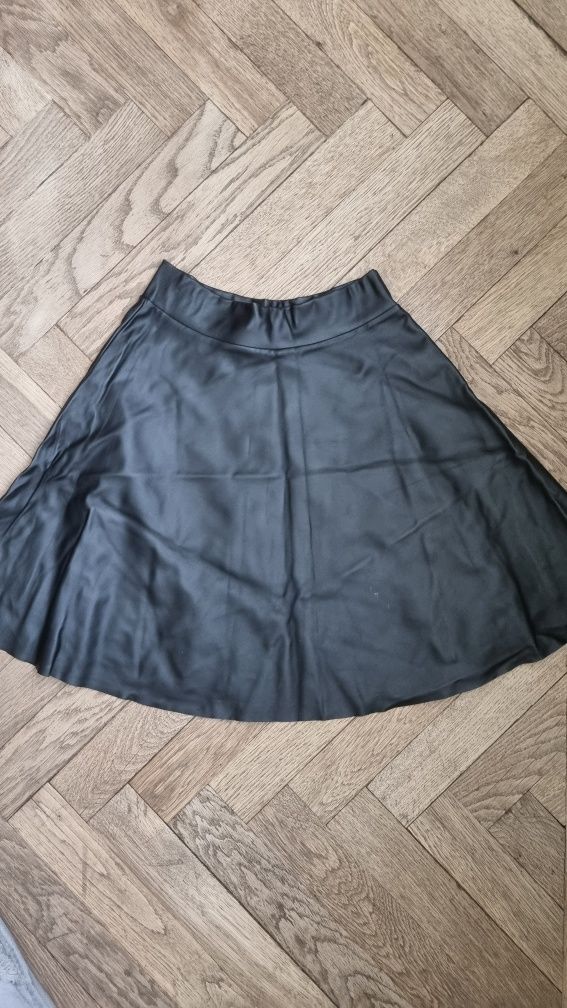 Fusta scurtă piele moale