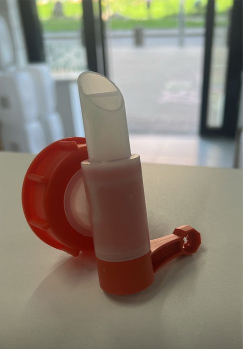 Кран крышка на канистру