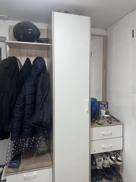 Прихожая срочно продам