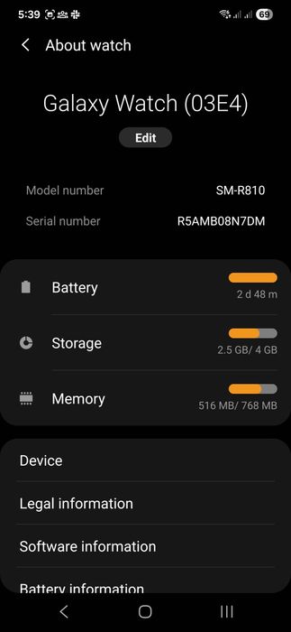 Продавам смарт часовник Samsung Galaxy Watch 42mm Rose Gold SM-R810