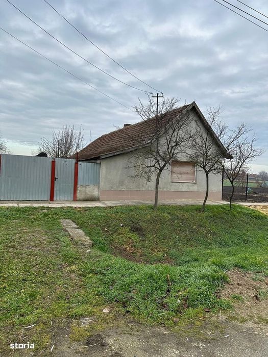 Casa de vanzare Variasu Mare- pret redus- 34.700 euro