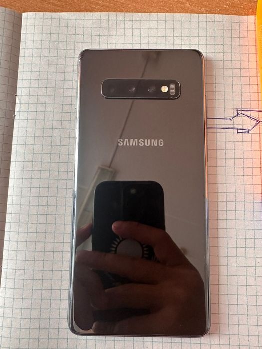 Samsung galaxy S10 PLUS
