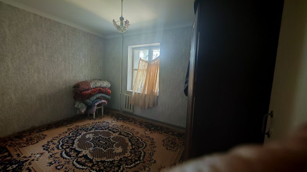 Сергели, Спутник-17,  2/2/4, кирпич