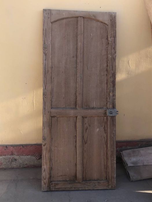 Ағаш есиклер сатылады