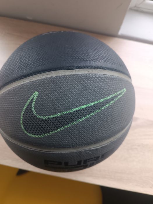 Оригинална баскетболна топка на Nike special edition