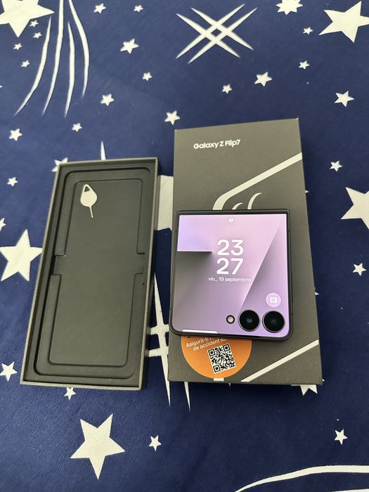 Samsung Galaxy Flip 7