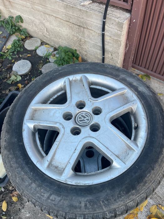 Cauciucuri de iarnă 205/55/16 dot