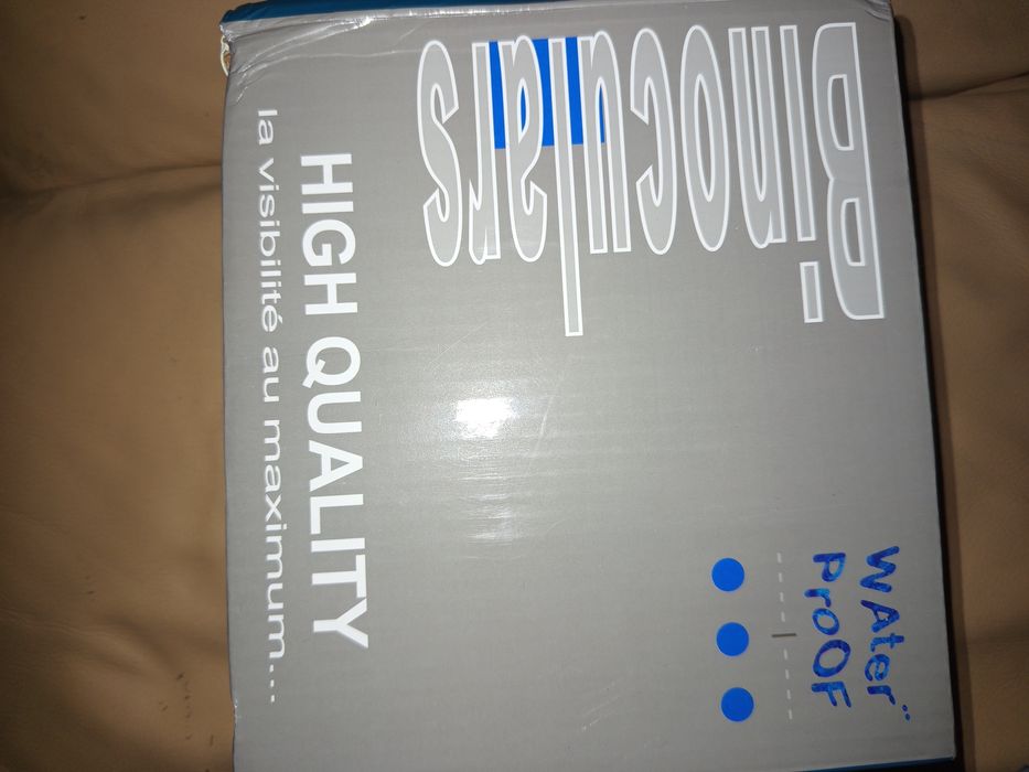 Бинокъл, 10 кратно увеличение.