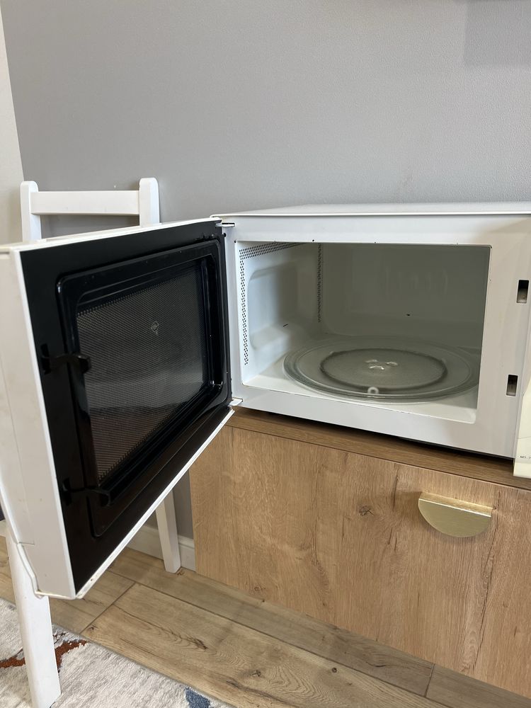 Микроволновка LG