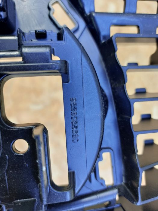 Grila bara fata vw passat b8 peugeot 308 gt dacia logan 3 stepway