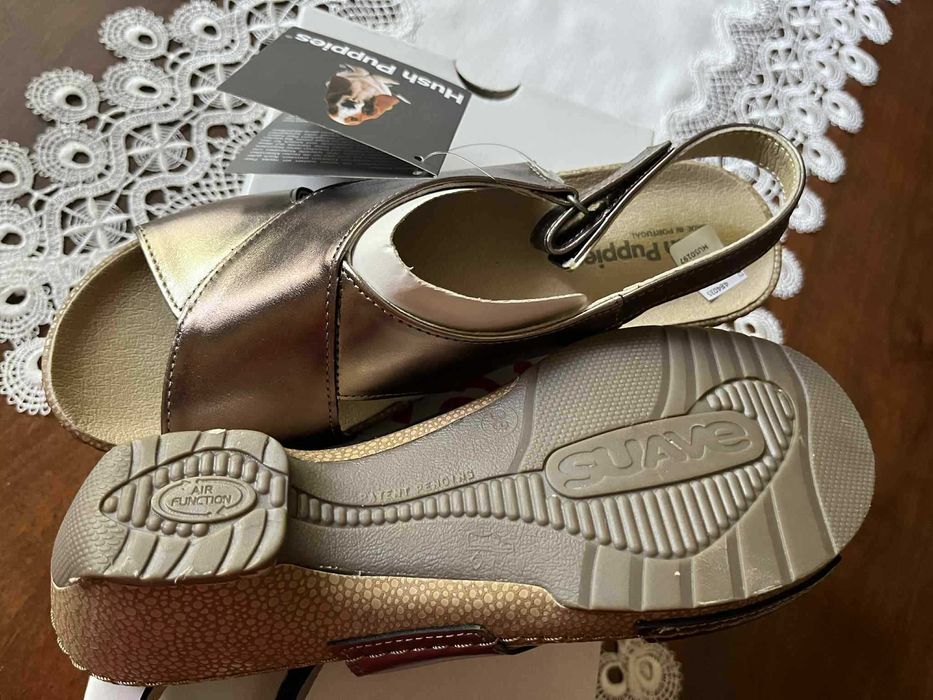Sandale aurii Hush Poppies, nou cu eticheta, piele, 38