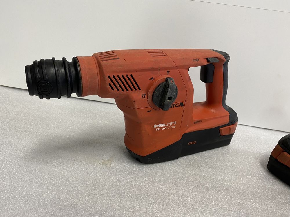 Rotopercutor hilti te 30 a36 bosch makita