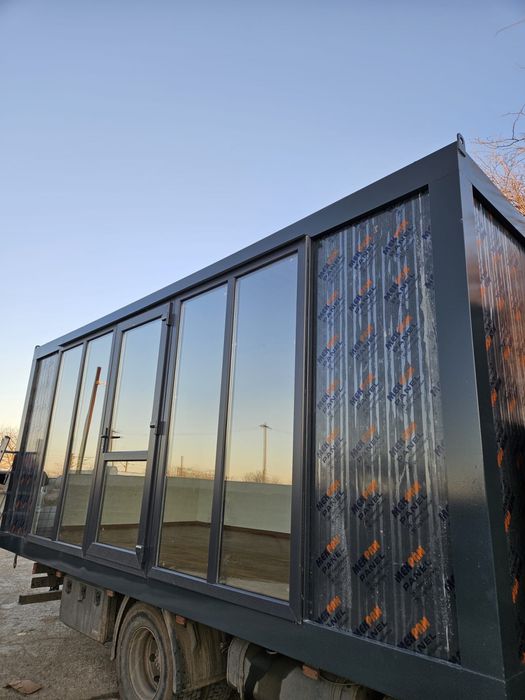 Vand containere modulare 3 x 6 m cu vitrina calitate premium