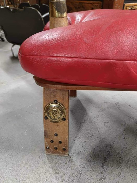 Самарче/табуретка от естествена кожа