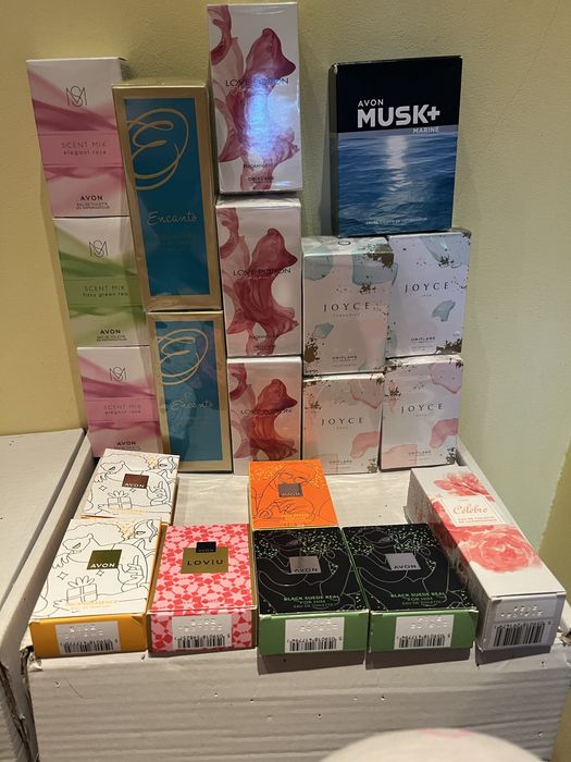 Parfumuri avon/oriflame