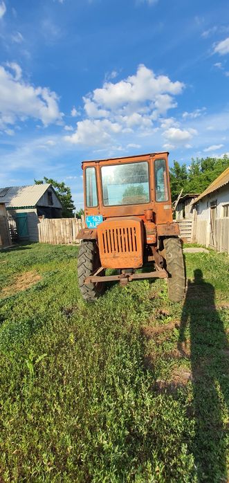 Продаётся Трактор  Т-16.