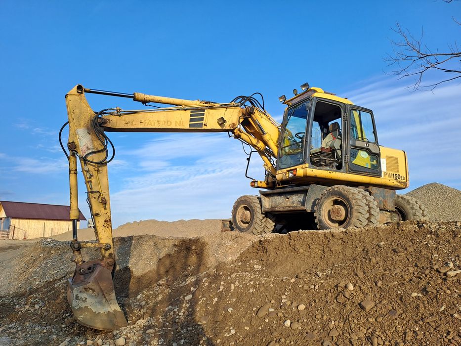Excavator komatsu pw150 sau schimb