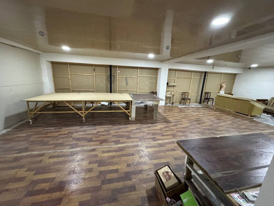 Сергели 4-бекат олдида ижарага (аренда) га жой бор 38м2 ва 70м2