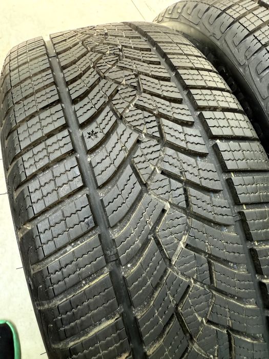Anvelope iarna 225.50.17’ RFT GoodYear ca noi!