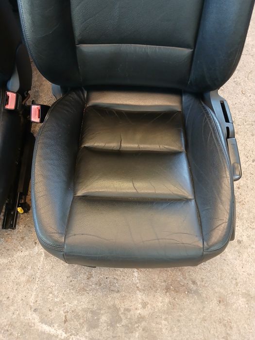 Седалки от ауди а4 б6 кожени