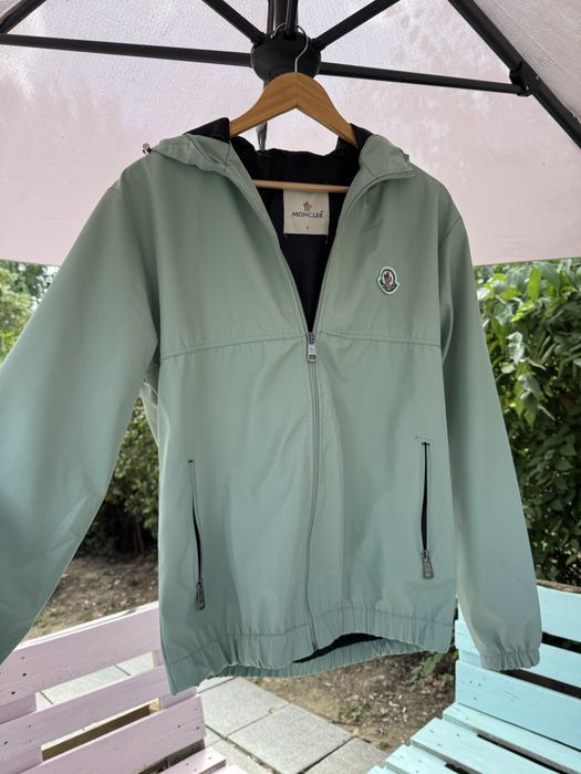 Geaca fâșie cu fermoar Moncler, impermeabila