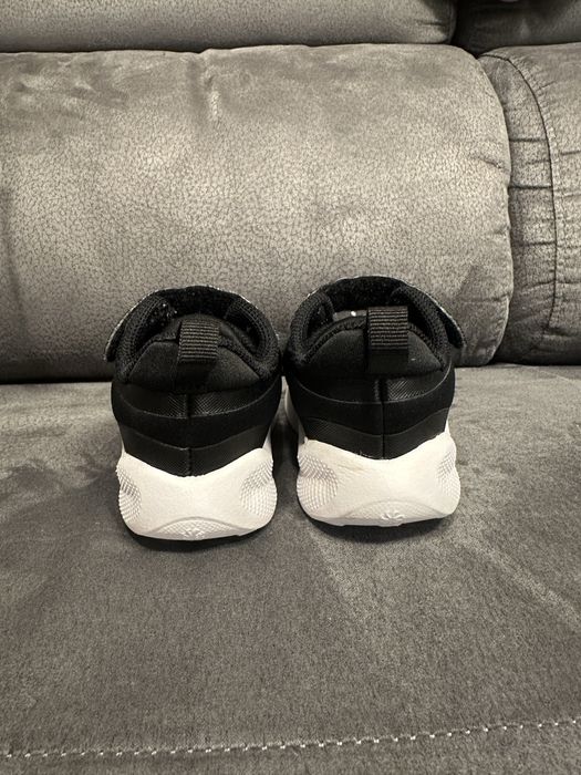 Спортни обувки Nike revolution 7 baby 21 размер