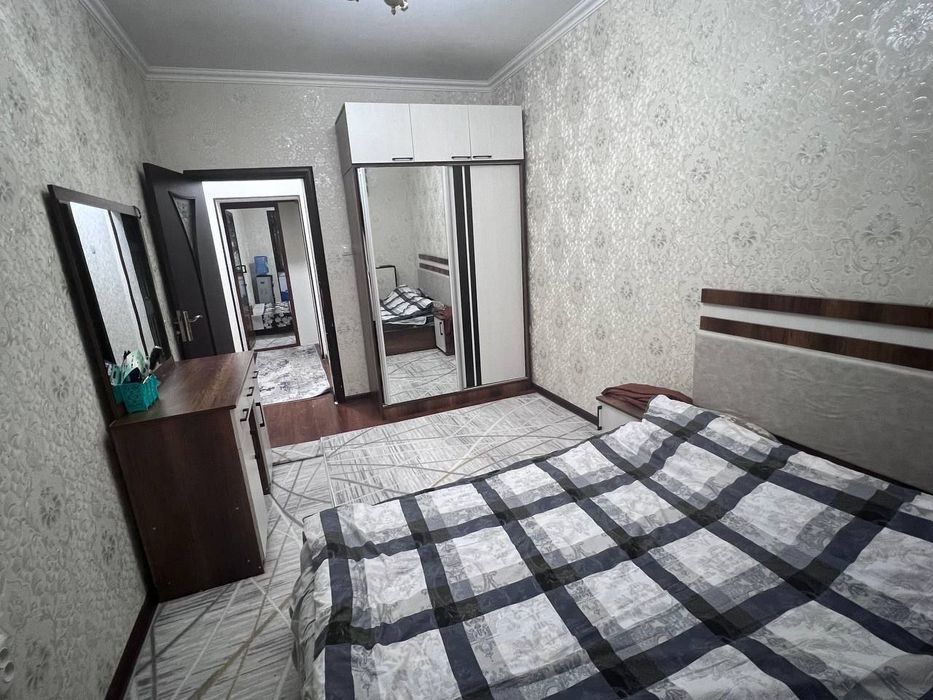 Mirobod bozori yonida kvartira bor