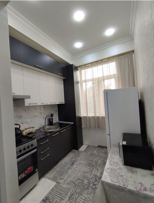 Navastroyka dom sotiladi.Yunsobod 4kv