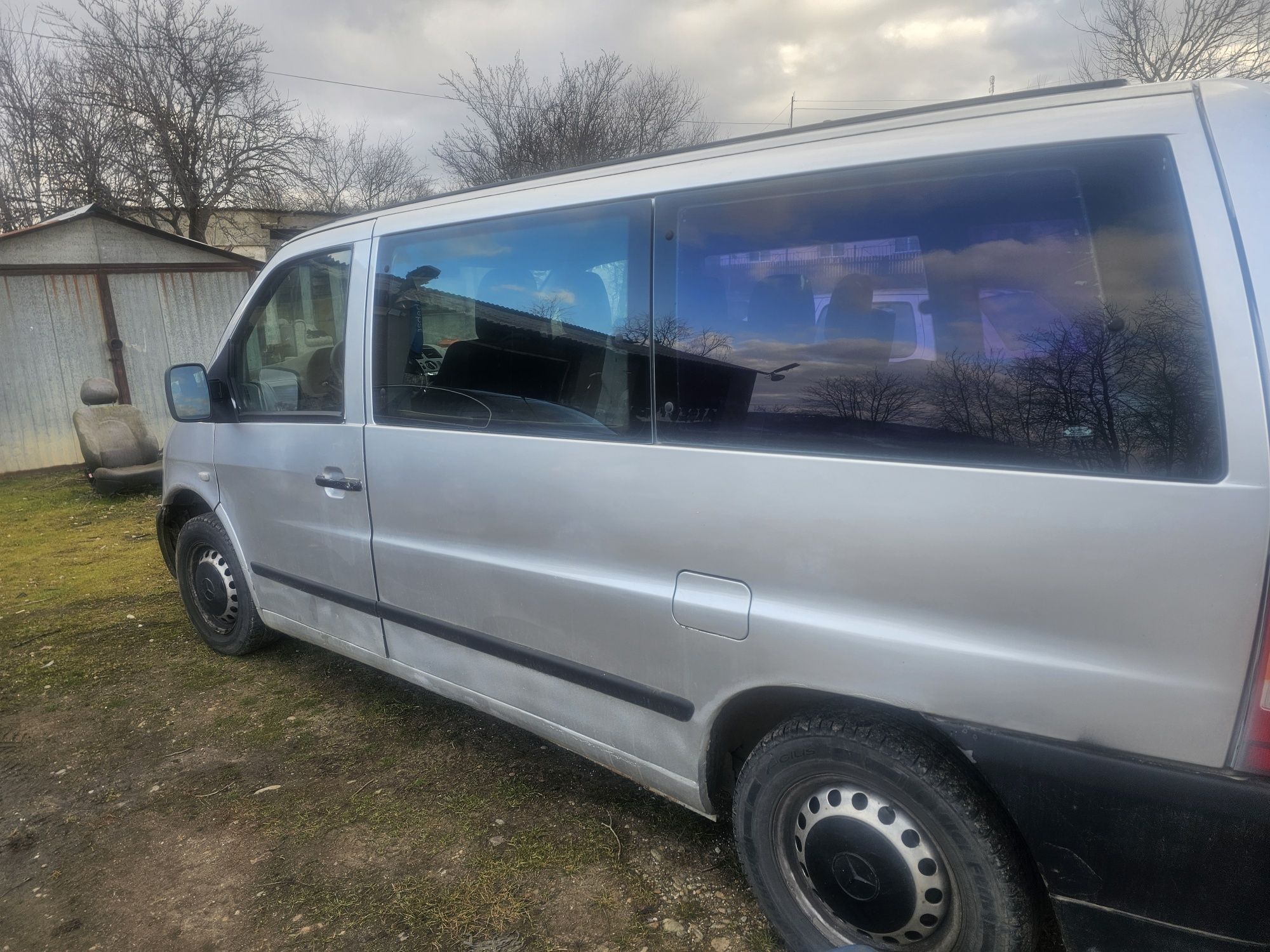 Dezmembrari Mercedes Vito w638 7+1 motor 2.2 cdi