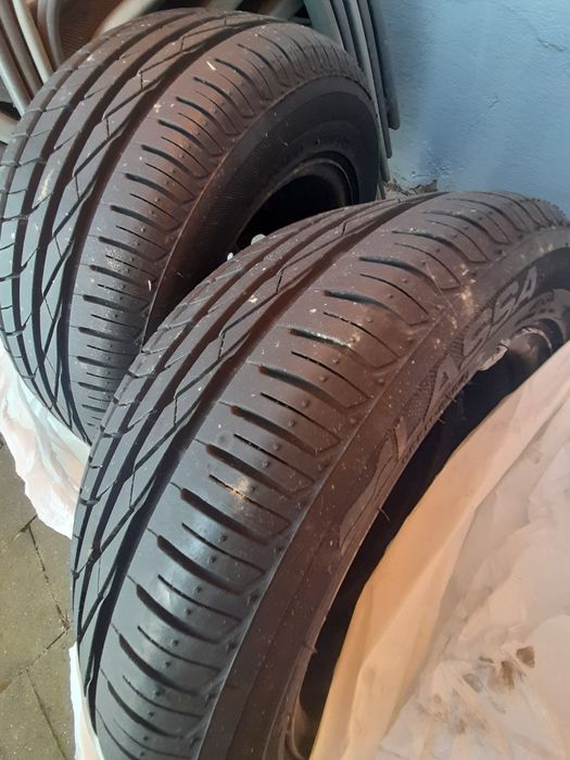 Гуми с джанти 195х 65х 15 две нови летни + двеГуми с джанти 195х 65х 1