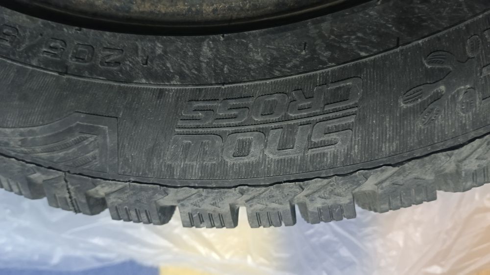 Шины шипованные R16