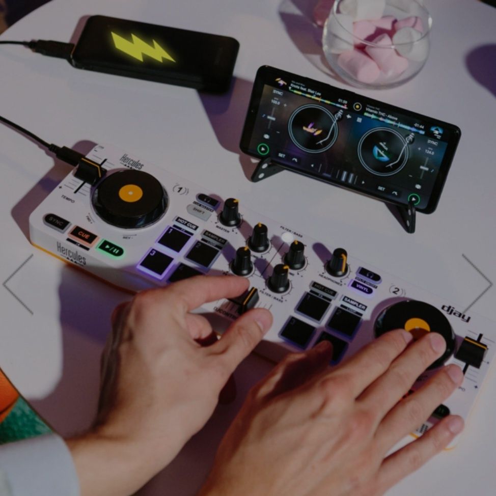 Mini dj hercules consola dj