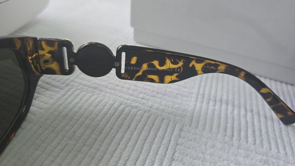 Ochelari de soare Versace