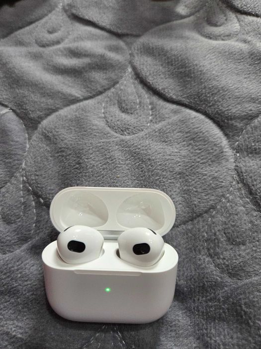 Airpods gen3 noi