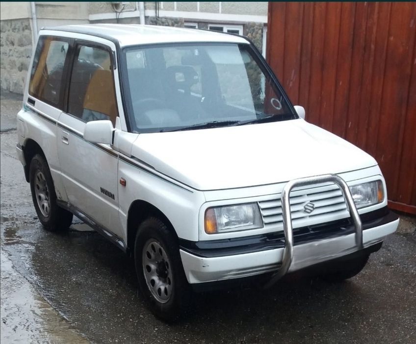 Geam portiera usa stânga stop ceata suzuki vitara 1.6i 8v