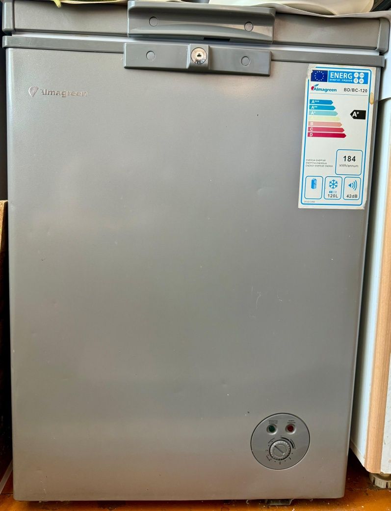 Продам Морозильник 120 л