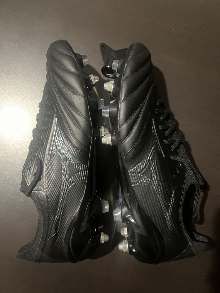 Футболни обувки Mizuno Morelia NEO 3