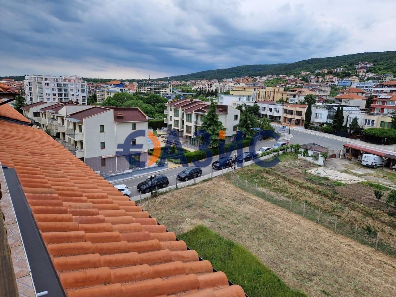 Продава се Четиристаен апартамент в Свети Влас - 160 кв.м за 1863 €/кв.м - Снимка #1