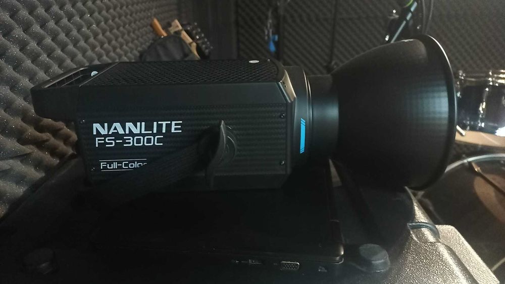 Schimb FS 300C Nanlite Full Color