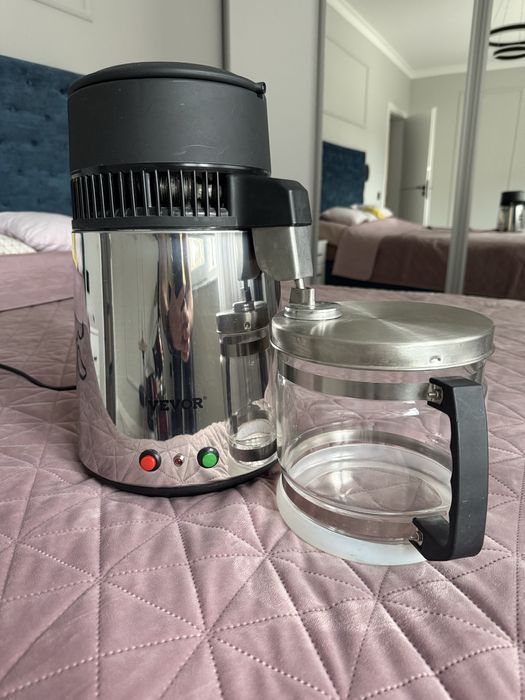 Distilator Vevor  4 litri, foarte putin folosit.