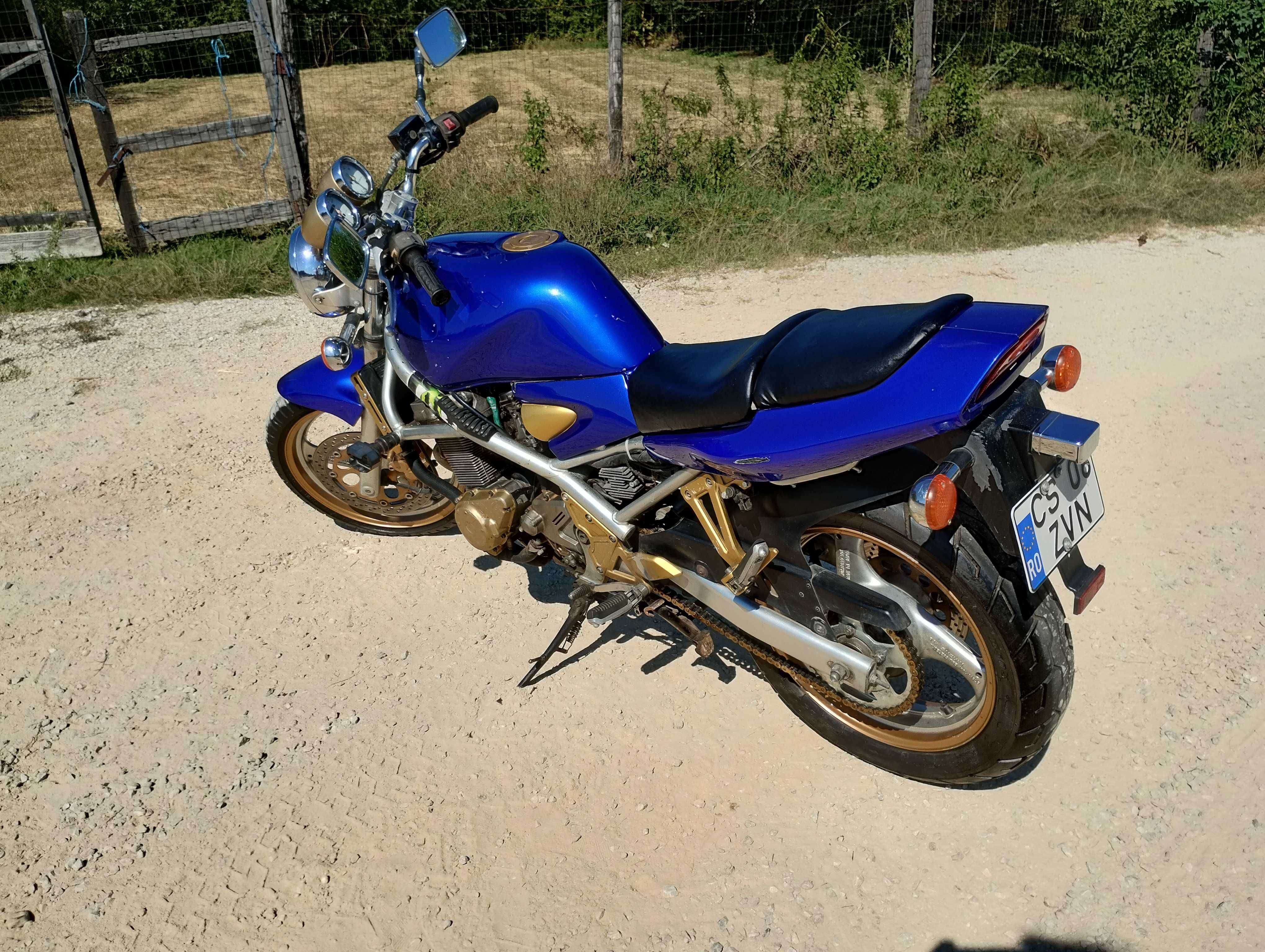 Suzuki Bandit 400 Reconditionat Piese Originale ( Retro )