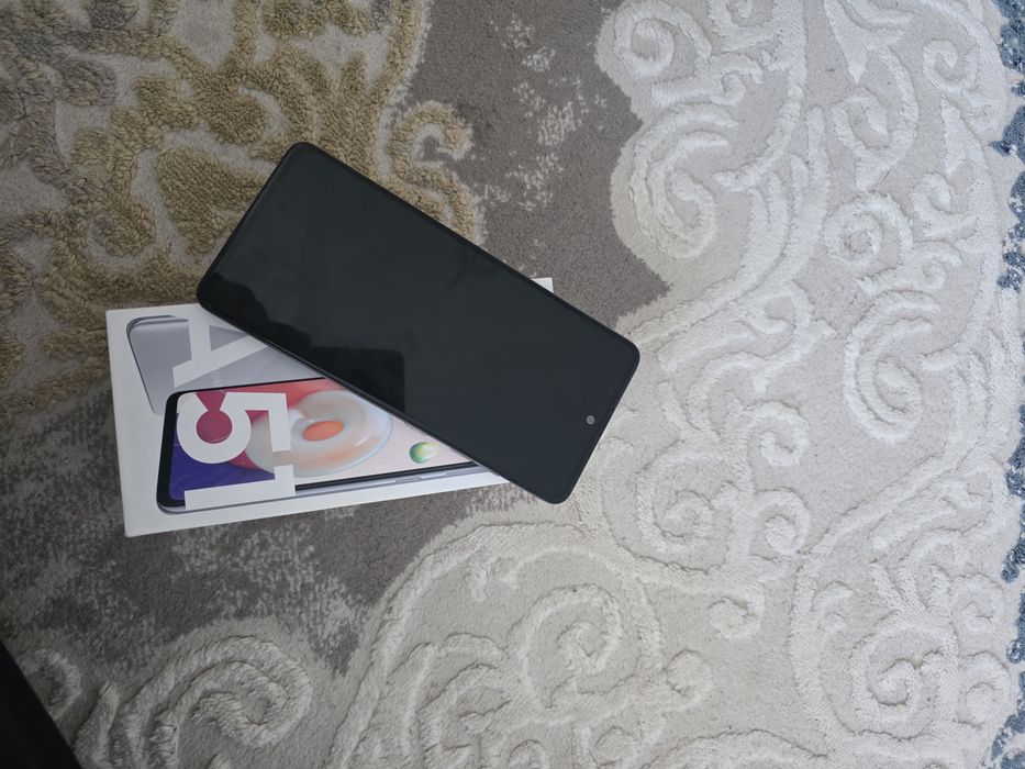 Самсунг А51 хорошем состоние