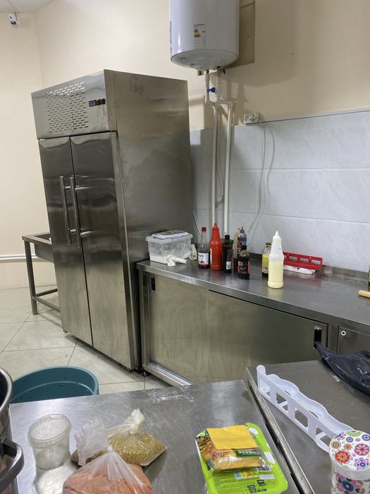 Mebel posuda bar kuhine nabor