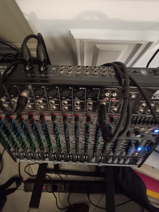 Vând Mixer Alți 1604 cu usb  ,10 canale