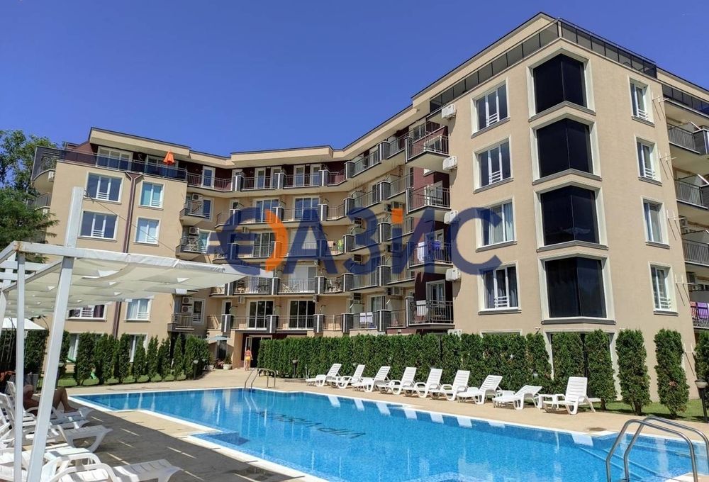 Продава се Едностаен апартамент в к.к. Слънчев бряг - 39 кв.м за 1680 €/кв.м - Снимка #10