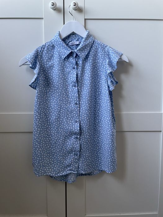 Bluza Cropp alabstra cu floricele albe