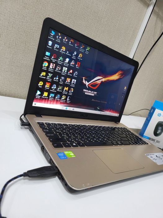 Игровой ноутбук ASUS