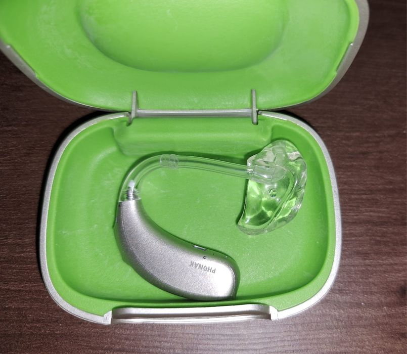 Продам швецарский слуховой аппарат модель М90SP б/у  в отлич состоянии