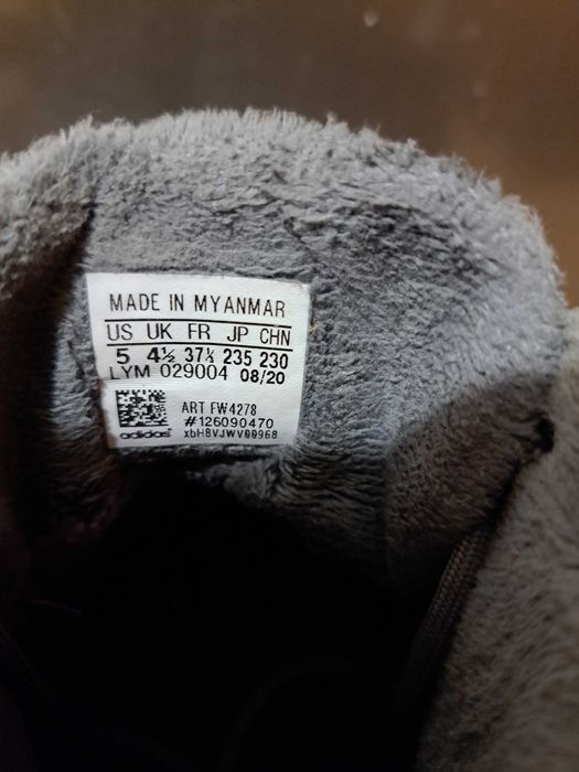 Vand pantofi sport Adidas ca noi