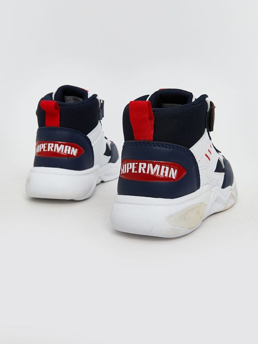 Нови светещи маратонки Lc Waikiki